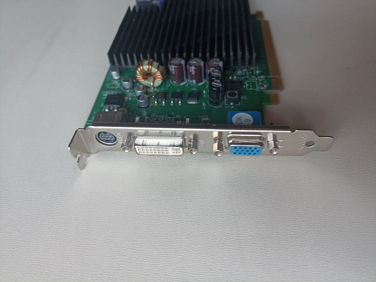 Видеокарта WinFast GeForce PX7300 GT GDDR2 256мб 128bit — фото 1