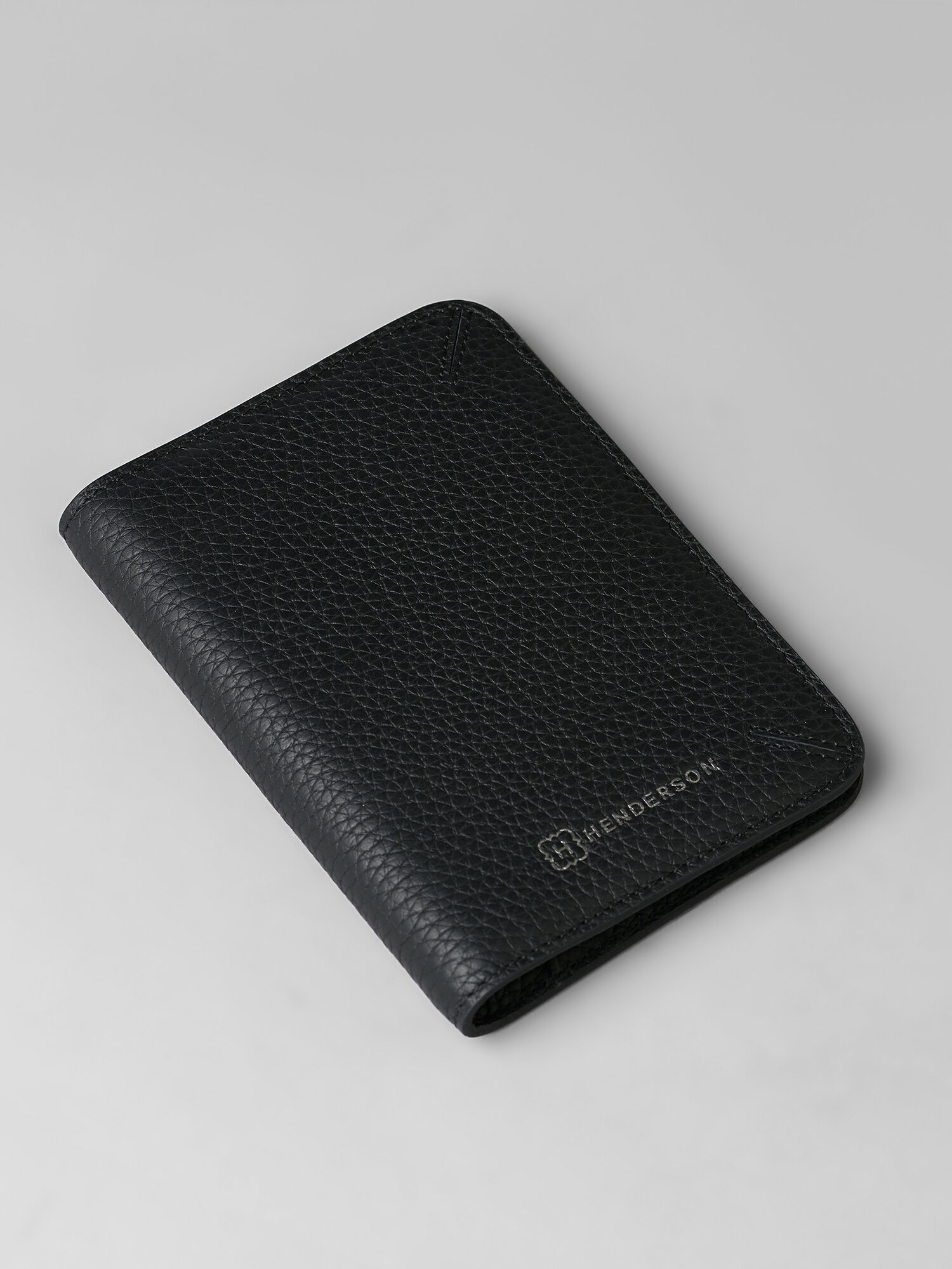 Обложка HENDERSON