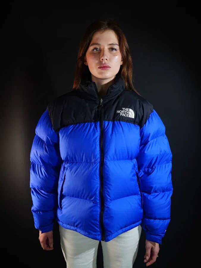 Пуховик The North Face THE NORTH FACE 1996 RETRO 700 NUPTSE JACKET BLUE, размер M, синий