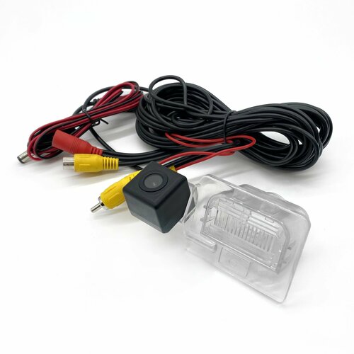 Камера заднего вида в плафоне на Kia Optima 4 2015-2020 185900₽