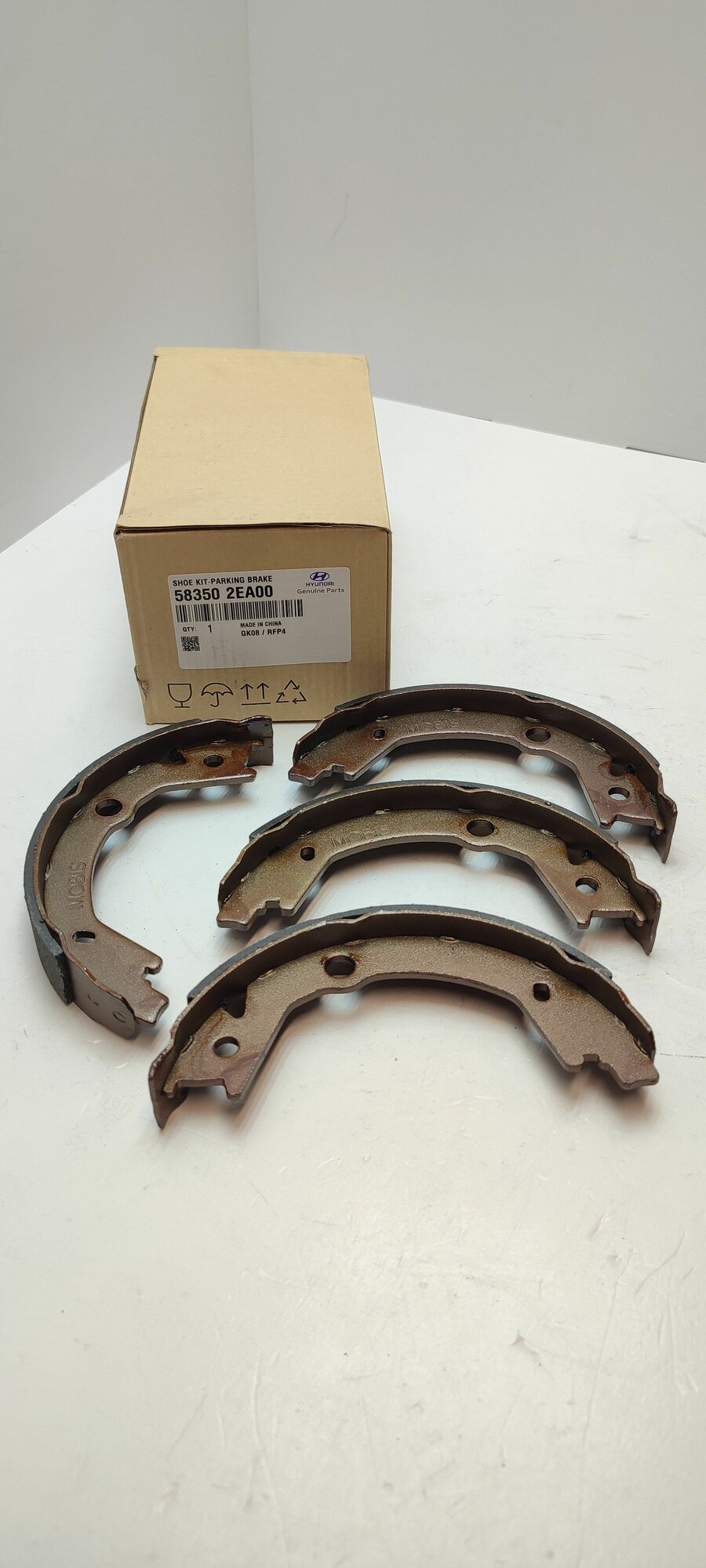 Колодки тормозные, комплект 583502EA00 Hyundai- KIA