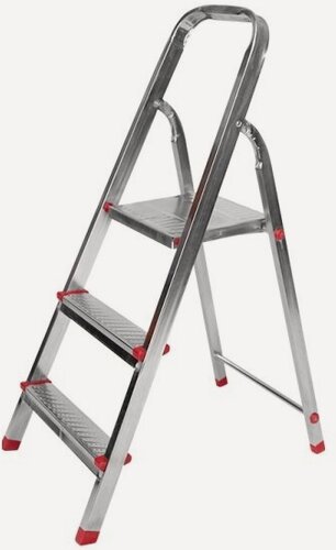 Изображение товара Стремянка Rexant стальная, 3 ступеньки, с усиленным профилем, до 150 кг