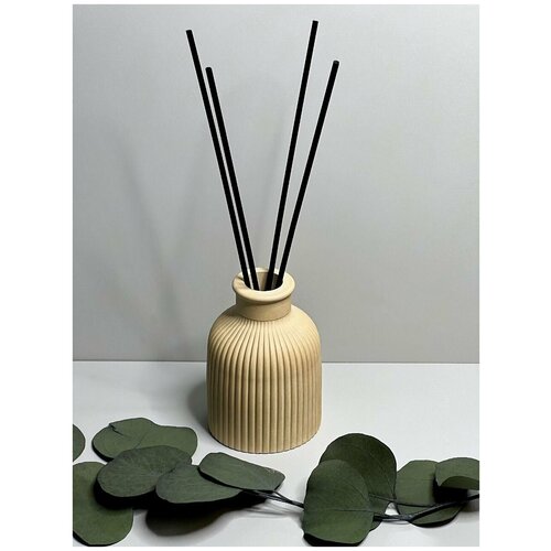 Ваза для сухоцветов бежевая