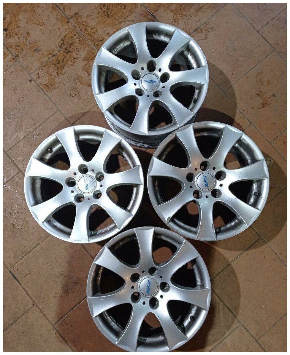 Колесные диски Alutec 7xR16/5x120 76.1 Серебристый (Реплика)