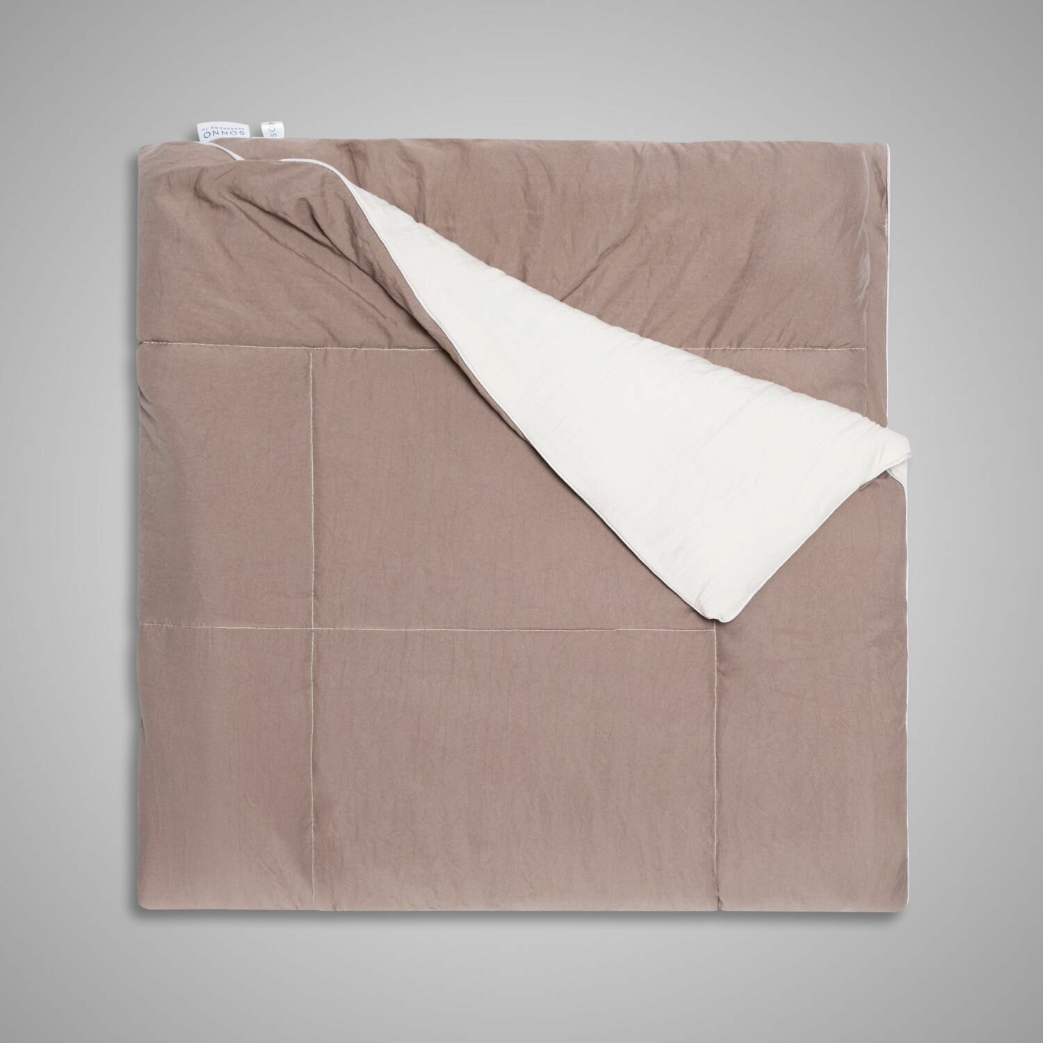 Гипоаллергенное одеяло SONNO TWIN 1,5-спальное, 140х205 см, цвет Бежевый/Мокко - фотография № 3