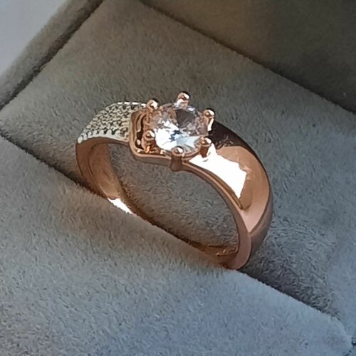Кольцо помолвочное, циркон, искусственный камень, размер 16, золотой кольцо помолвочное керамика циркон искусственный камень размер 17 розовый золотой