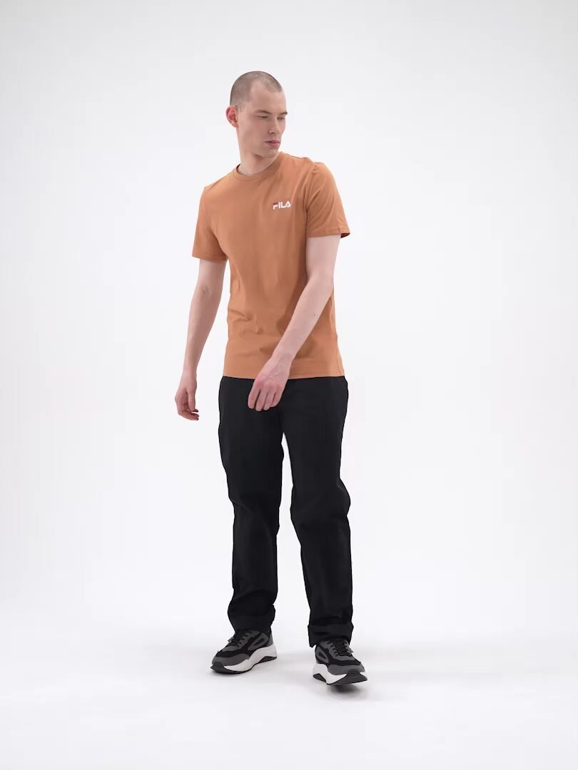 Футболка Fila Men's Essentials T-shirt, размер 48, коричневый — фото 1