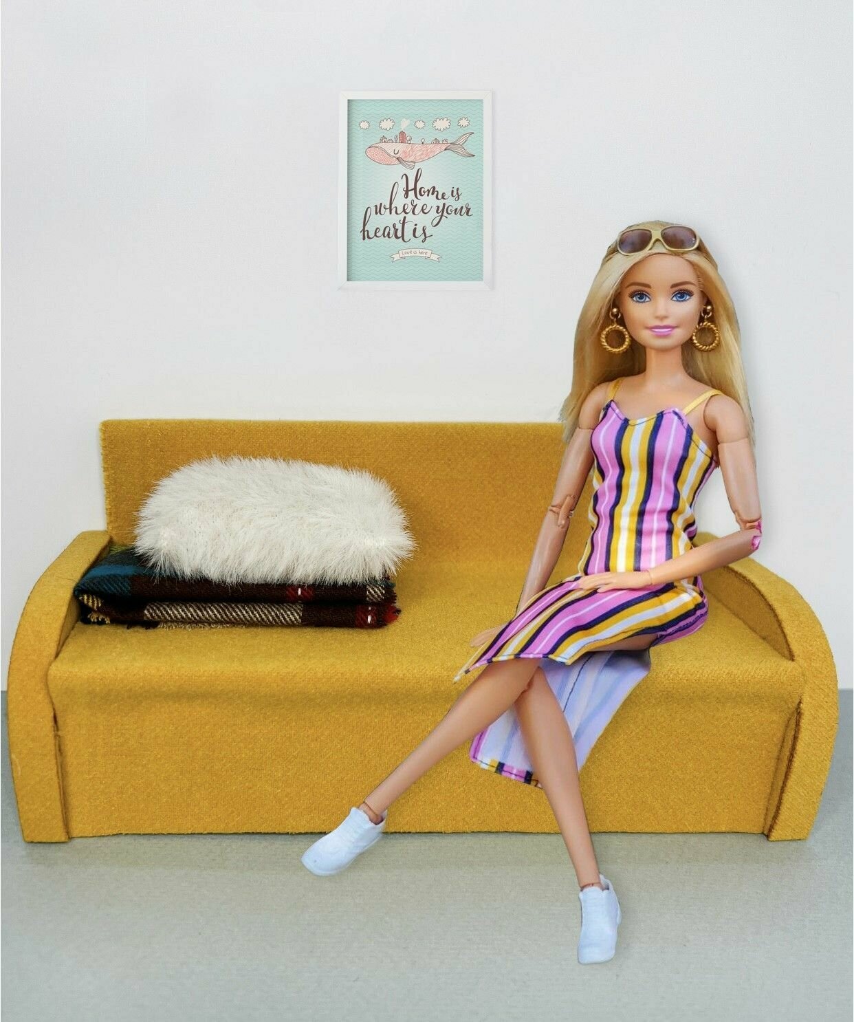Мебель для кукол барби Ola la Home Гостиная barbie желтая для кукольного домика до 30 см