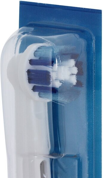 Электрическая зубная щетка ORAL-B Professional Care 500 + Kids белый - фото №10