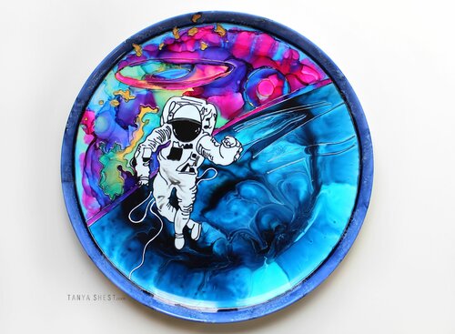 Тарелка на стену с космонавтом 