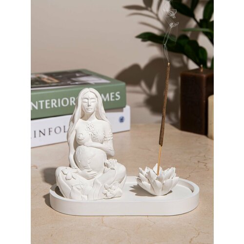 Статуэтка Гея и георгин для благовоний на подносе