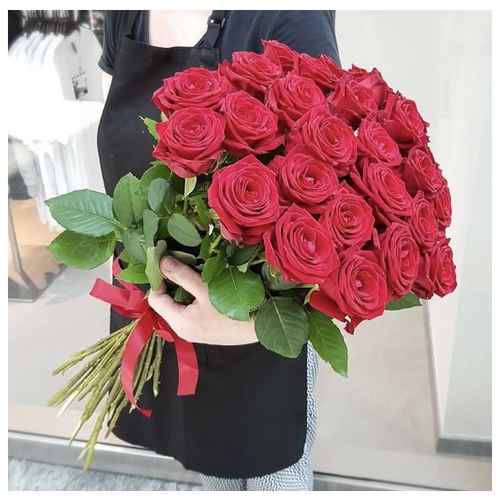 Букет Алые розы 35 шт., красивый букет цветов, шикарный, премиум букет, 70 см.