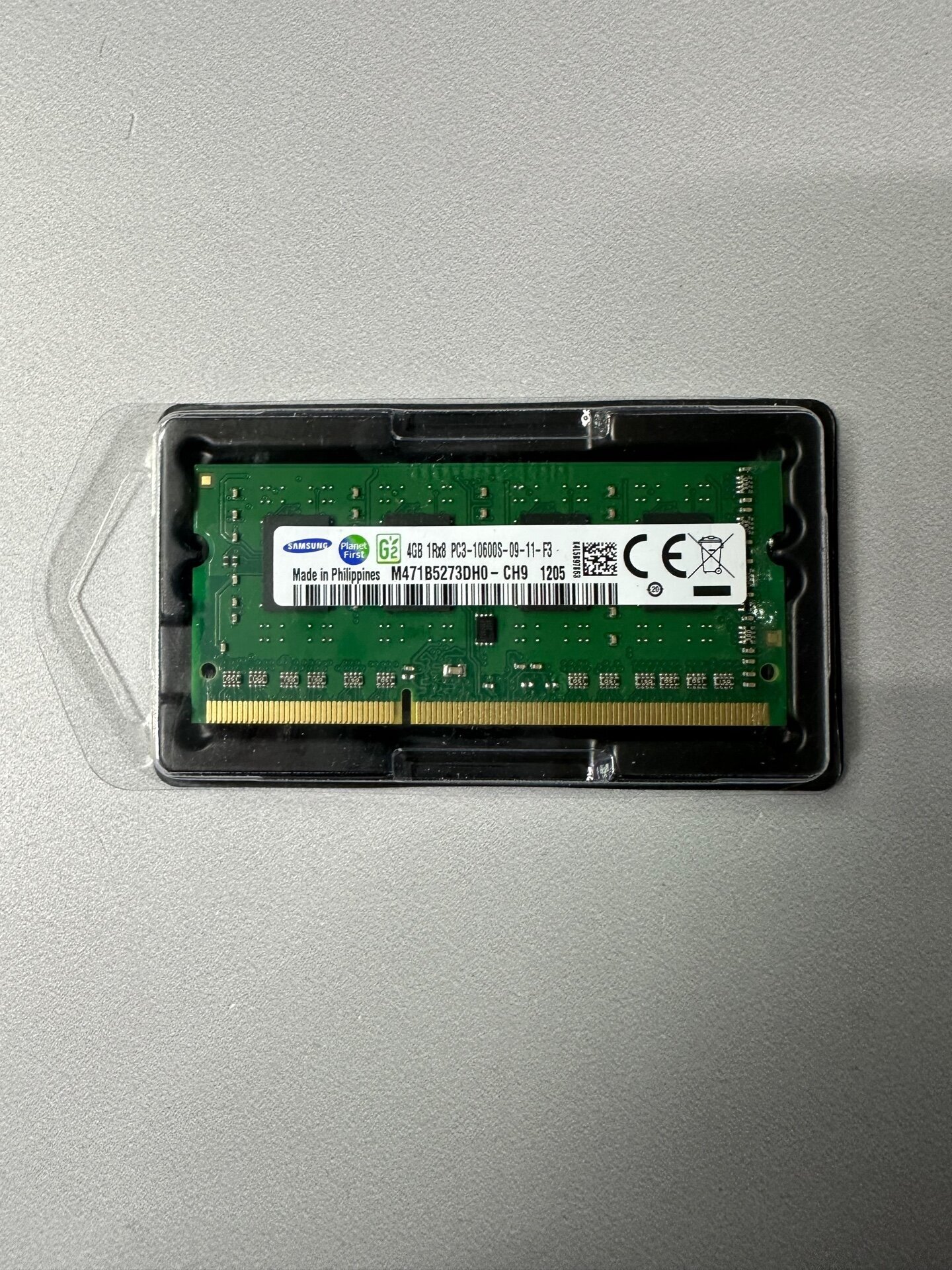 Оперативная память Samsung 4 ГБ DDR3 1333 МГц SODIMM CL9 M471B5273DH0-CH9