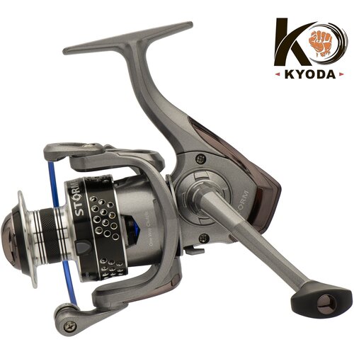 Катушка KYODA Storm2000A, 8+1 подшипн, запасная шпуля, передний фрикцион катушка kyoda lockdown 2000 10 1 подшипн передний фрикцион запасная шпуля