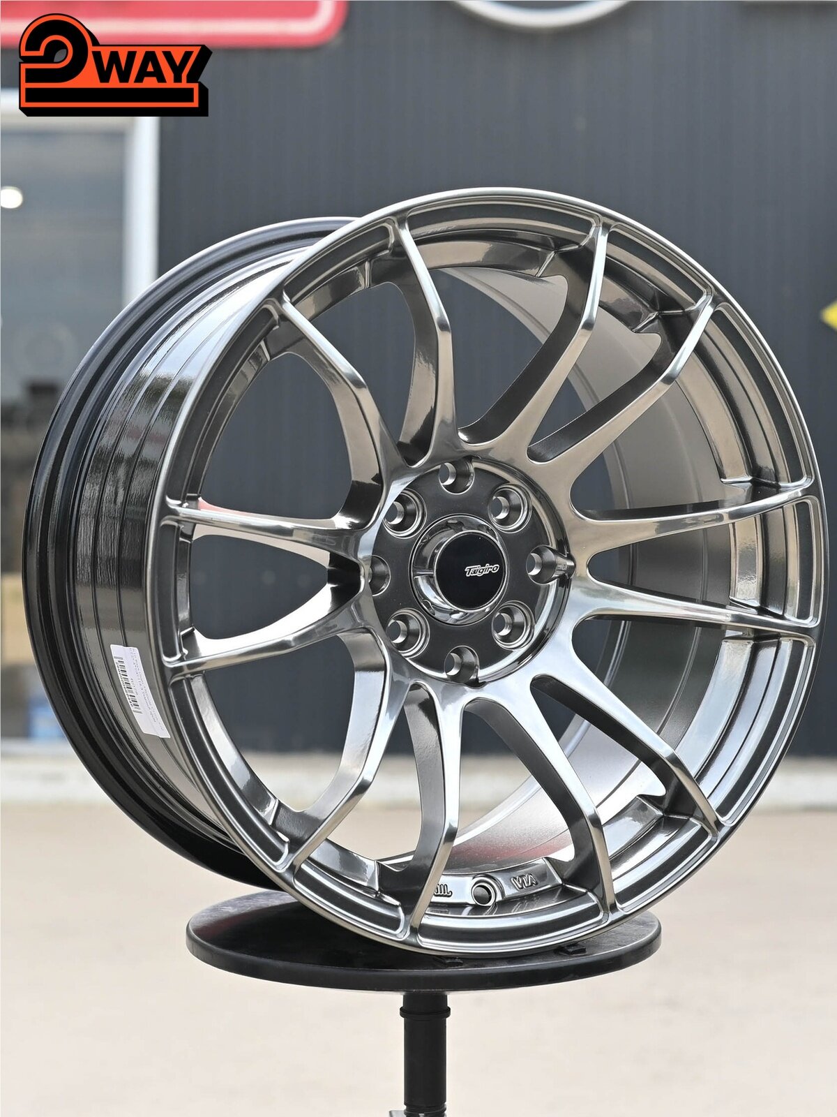 Комплект дисков R16 Rays Gram 57xtreme Стиль 8.0J ET25 4*100/114.3 Темный хром (R078) — фото 1