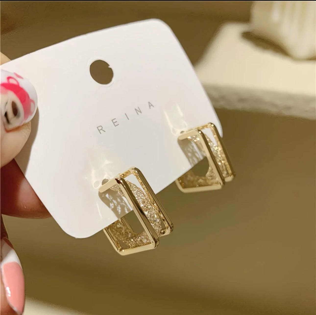 Моносерьга