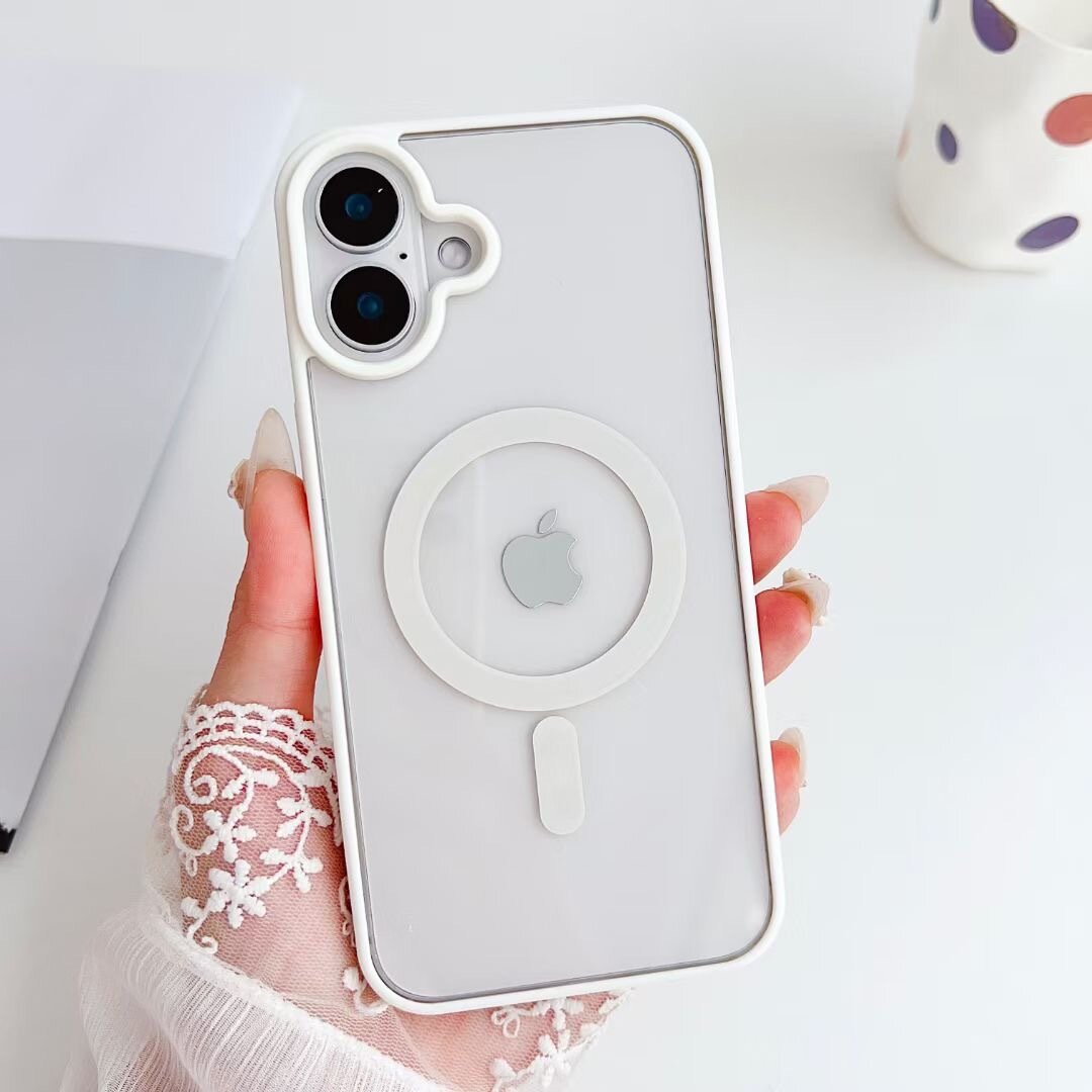 Силиконовый прозрачный чехол с MagSafe для Iphone 16 / Айфон 16 (White/Белый)