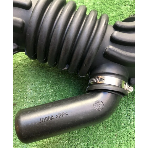 Патрубок воздушного фильтра для Nissan Qashqai J10 1375₽