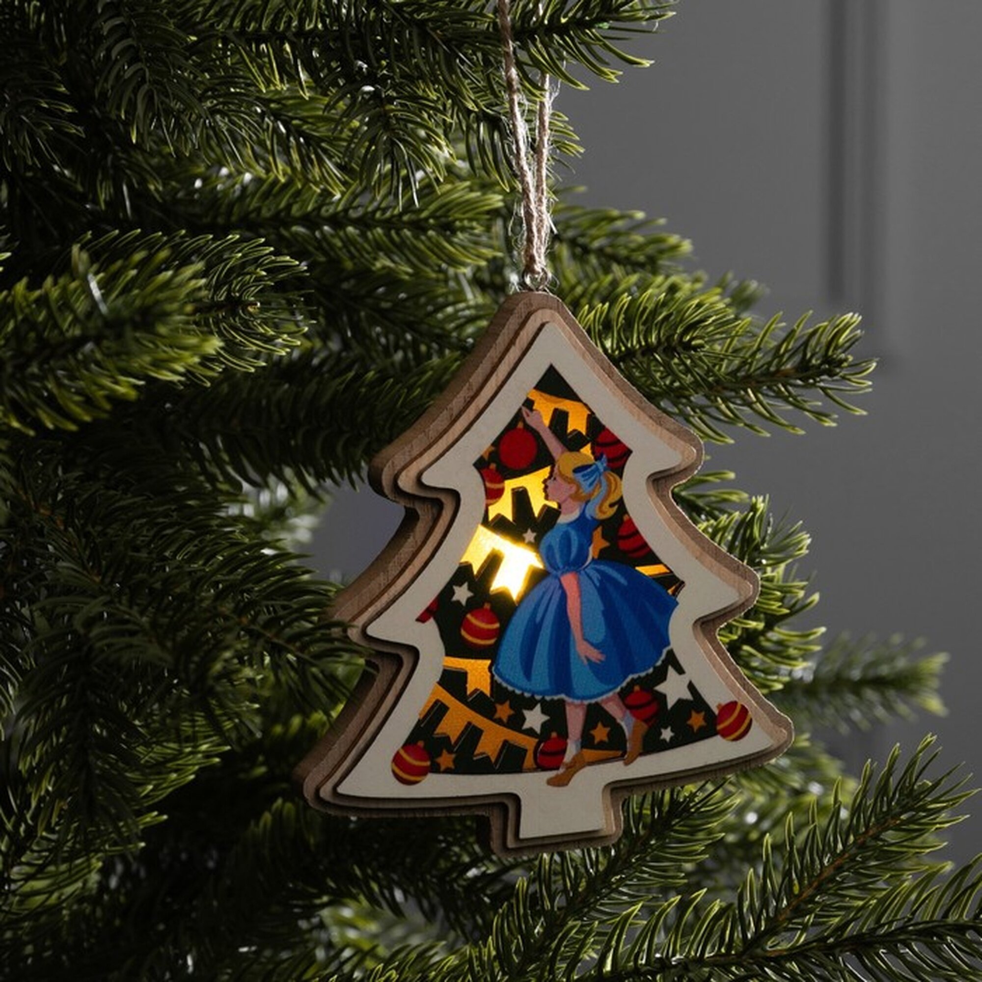 Подвеска световая «Девочка с игрушками» 11×12 см батарейки LR41×3 (в компл.) свечение тёплое белое