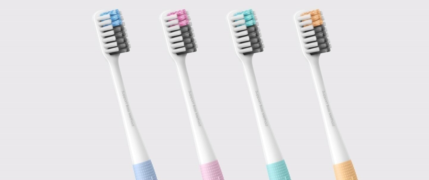 Набор зубных щеток DR.BEI Toothbrush 4-pack (4 colors) (MB0104010409) - фотография № 6