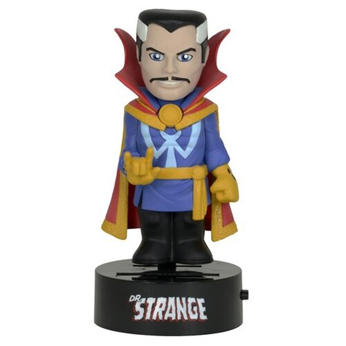 Фигурка NECA Marvel Dr. Strange 61396, 15 см фигурка neca avengers hulk на солнечной батарее 15 см