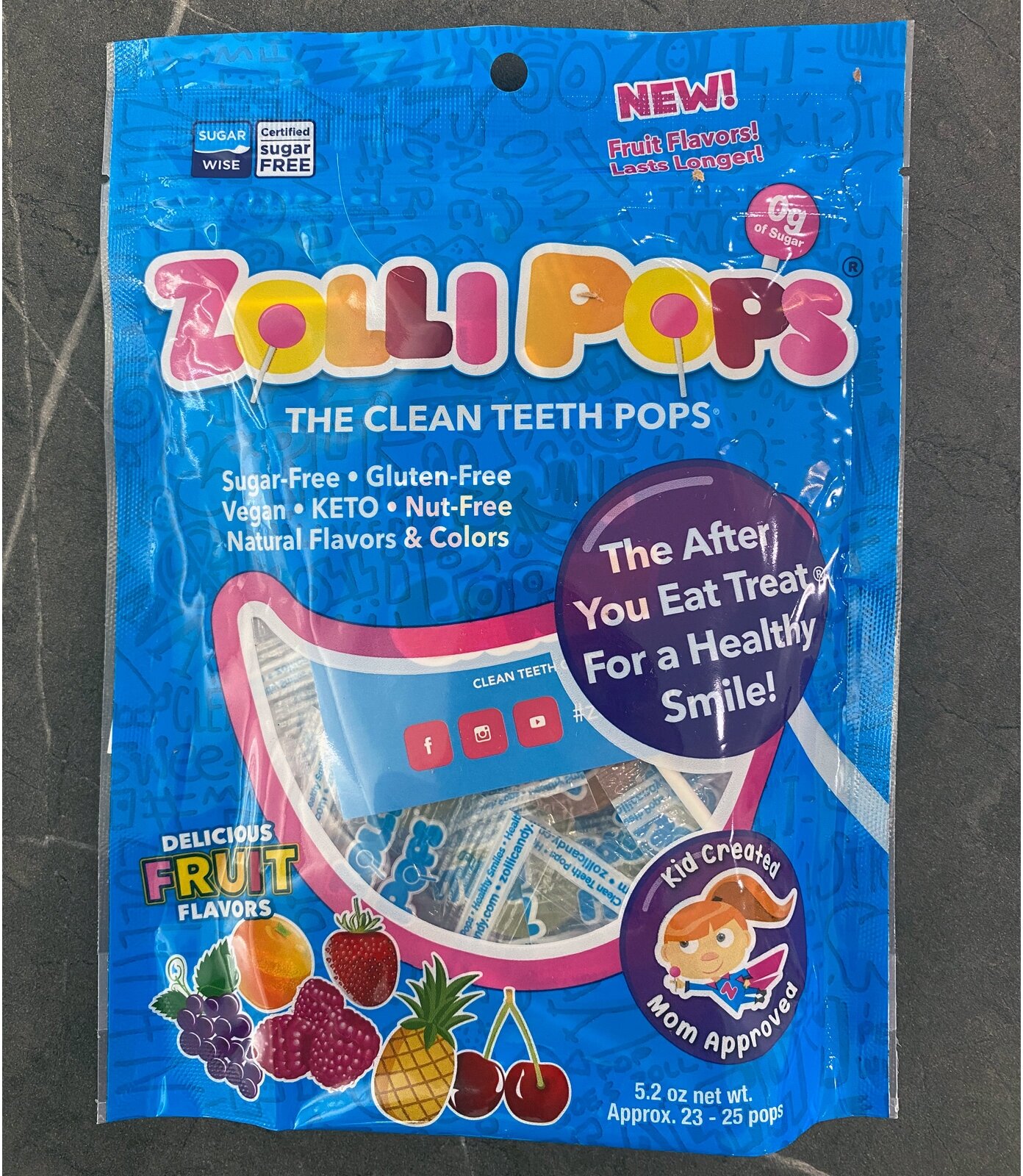 Леденцы без сахара на палочке Zollipops для чистки зубов с фруктовым вкусом, 23-25 шт. - фотография № 6