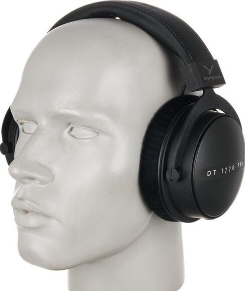 Beyerdynamic DT 1770 PRO mkII Закрытые полноразмерные студийные наушники, 30 Ом — фото 1