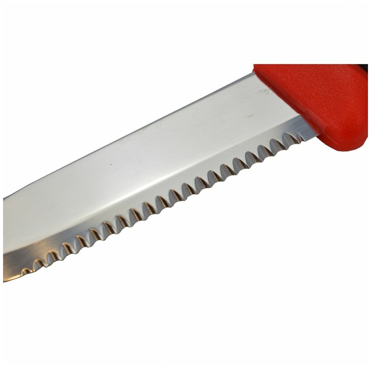Нож Morakniv Companion F (11828) стальной лезв.99мм серрейт. заточка черный/красный - фото №3