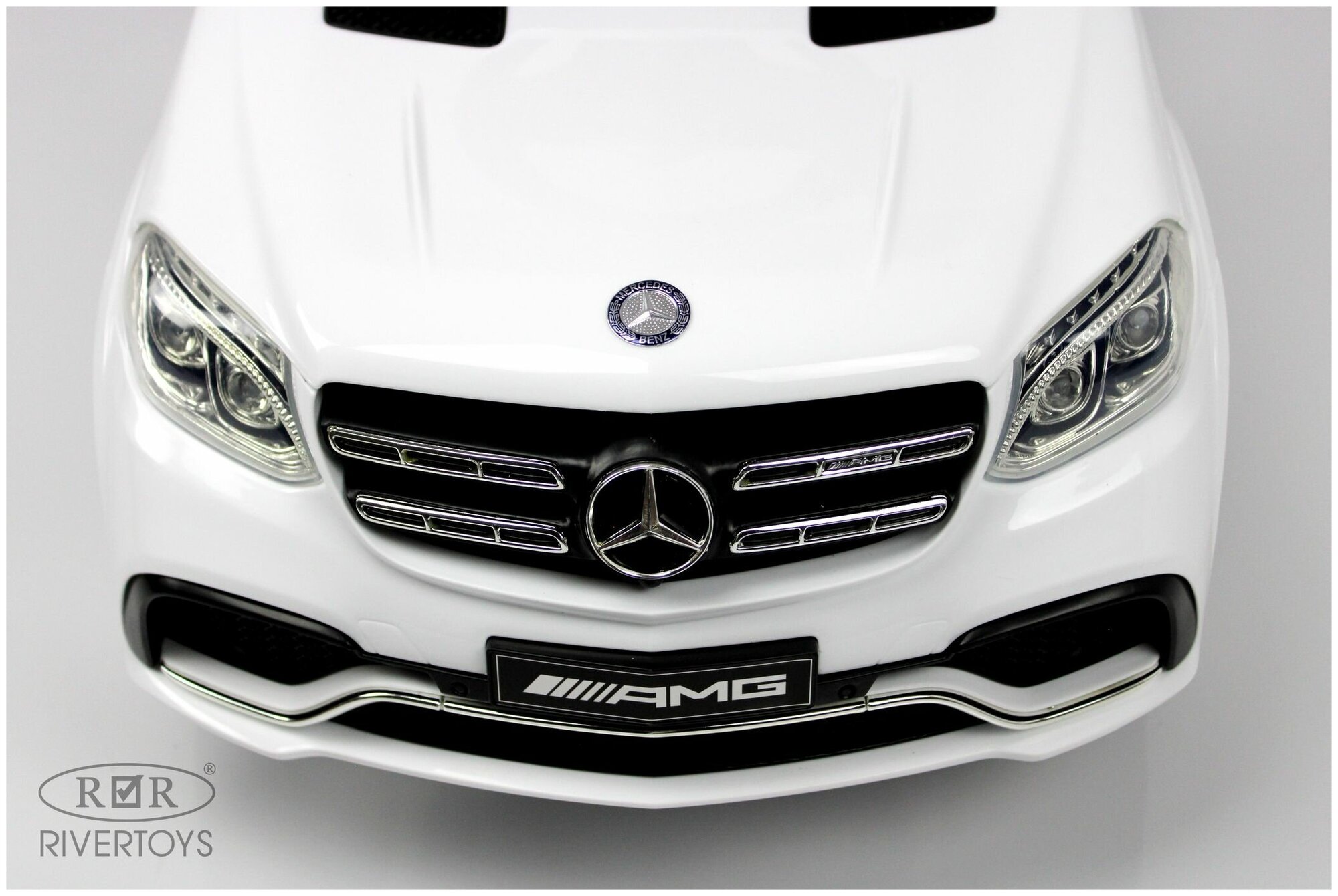 Rivertoys Детский толокар Mercedes-AMG GLS 63 (HL600) белый