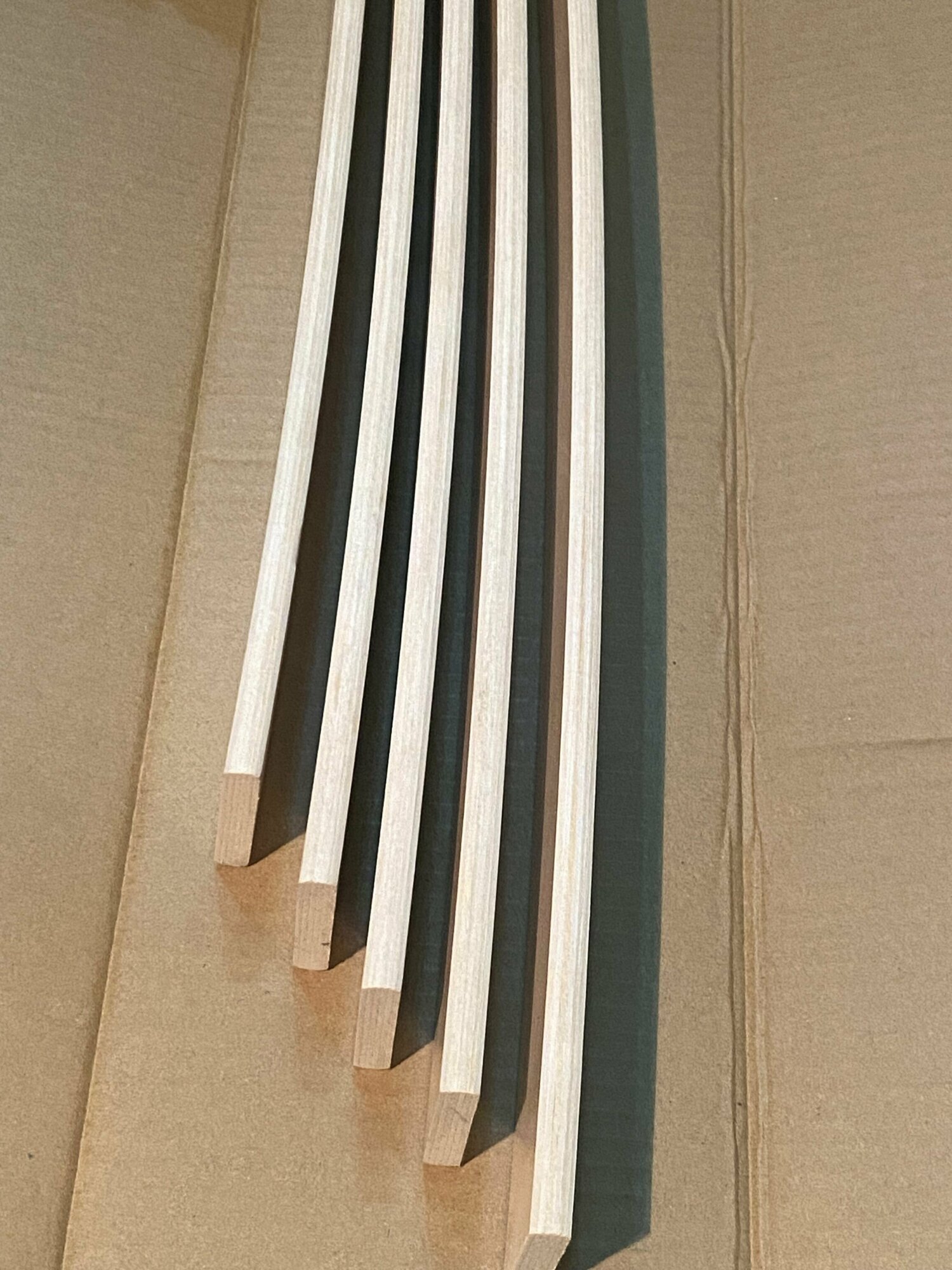 Ламель ортопедическая 410/60/8, гнутая, из березы, толщиной 8 мм - набор из 3 шт (Рейки для кровати дивана раскладушки, деревянные) - фотография № 8