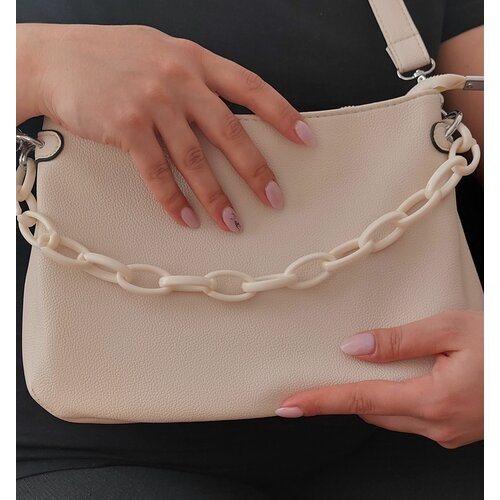 фото Сумка женская с цепочкой бежевая классическая нет бренда