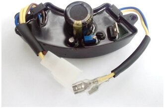 Блок AVR (регулятор напряжения) для генератора 2.5 кВт ( 1 колодка 4 провода + 2 пров )