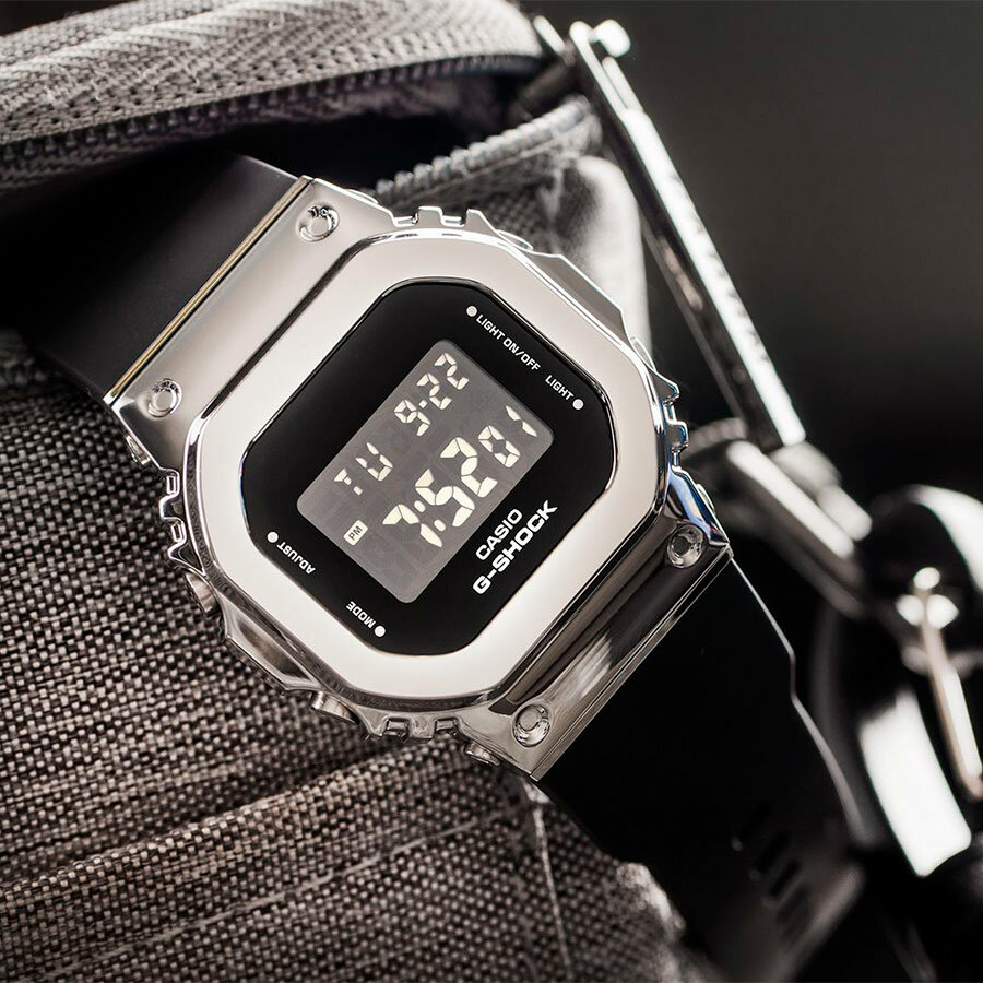 Наручные часы CASIO G-Shock, черный/серебристый — фото 1