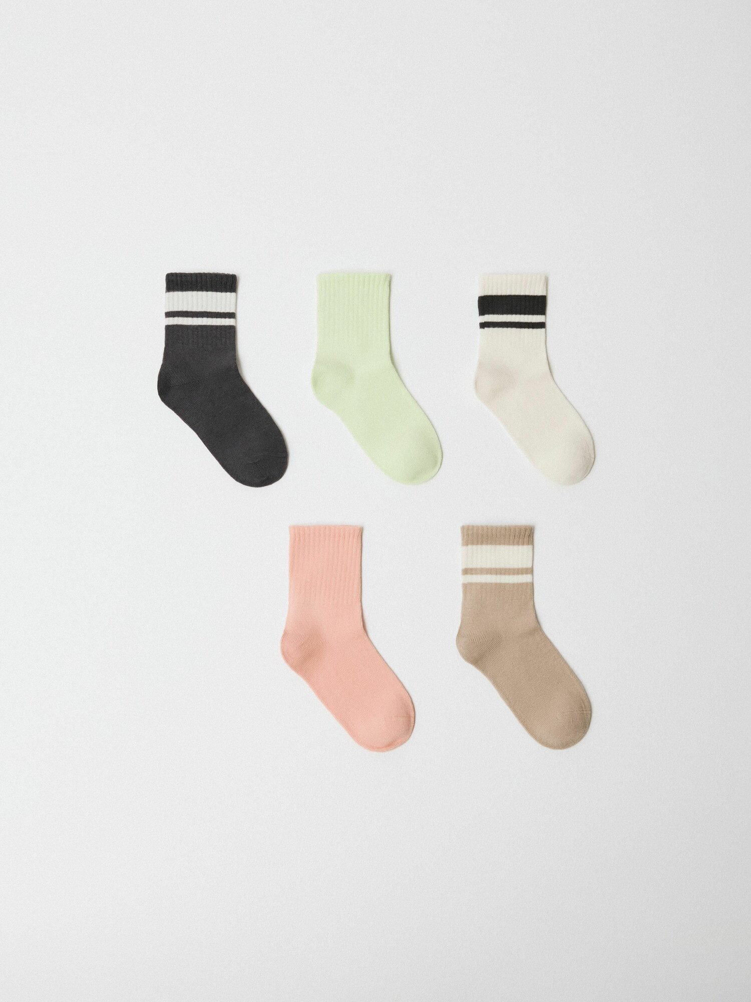 Носки Sela Весна-лето 2025