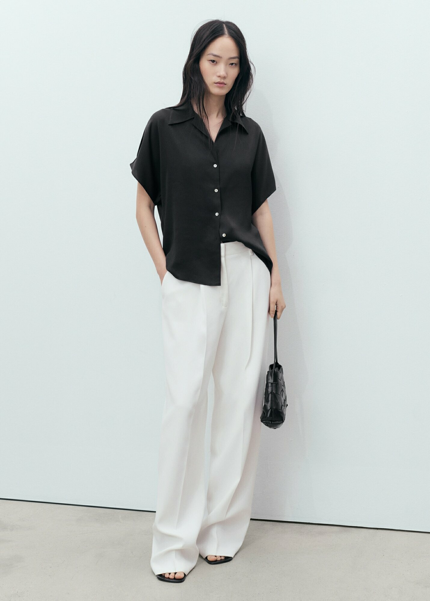 Рубашка MANGO Outlet SASSA, размер 21, черный