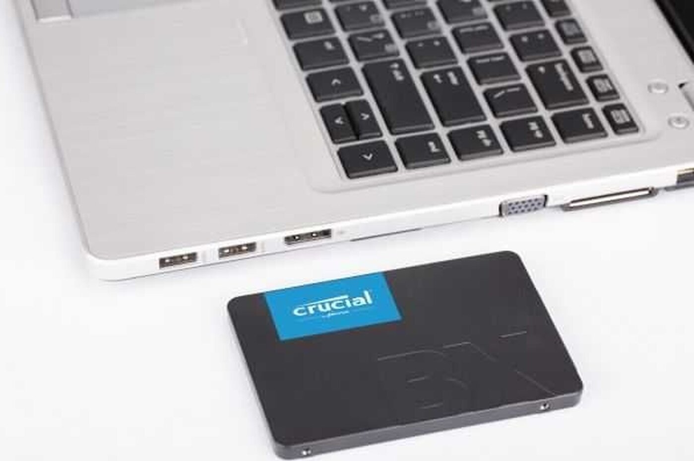 Твердотельный накопитель (SSD) Crucial 1Tb BX500, 2.5", SATA3 (CT1000BX500SSD1) — фото 1