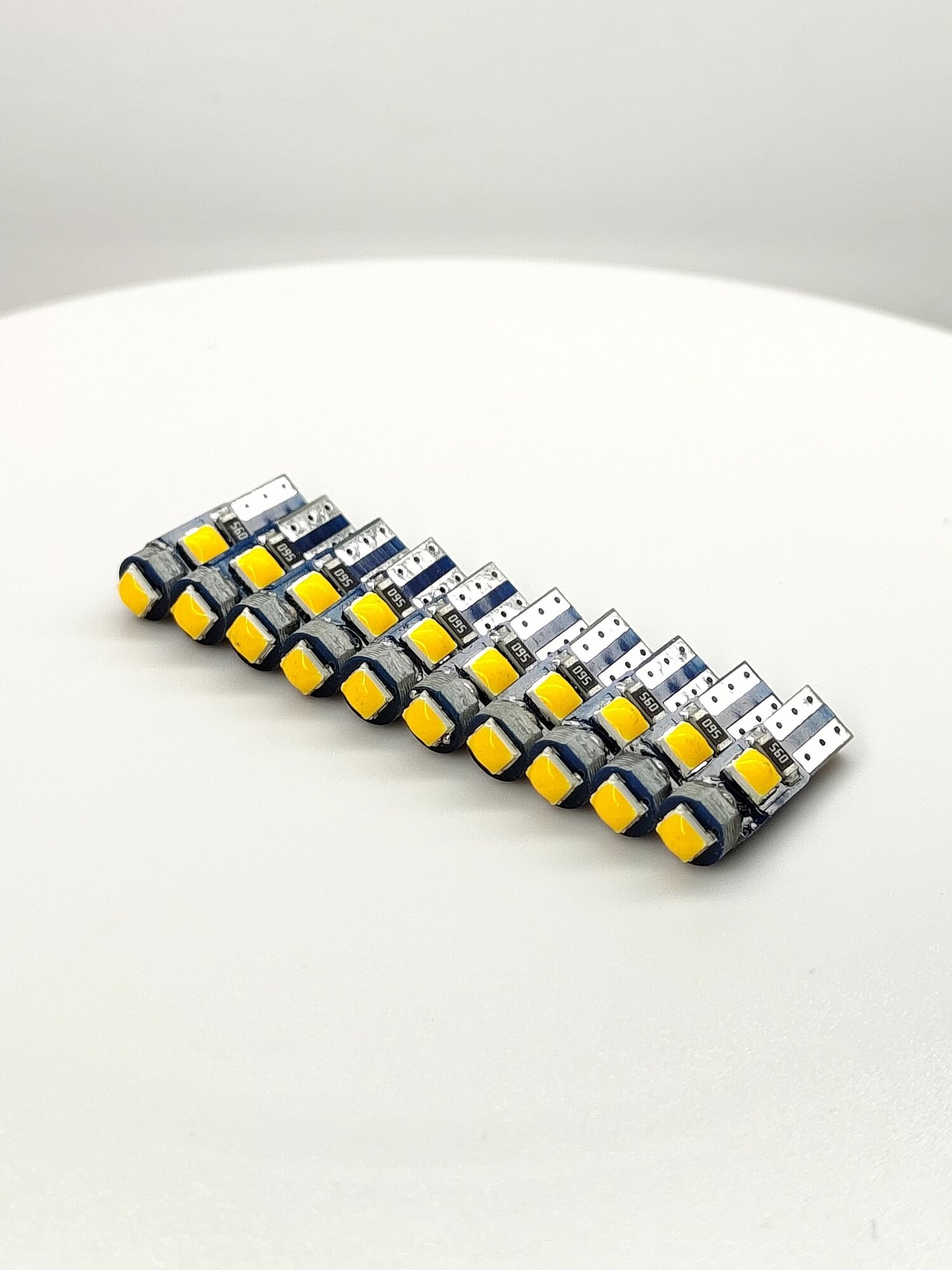 Светодиодные лампы T5 желтые для подсветки приборной панели и кнопок W1.2W 12V 50Lm 3030 3SMD, 10 шт.