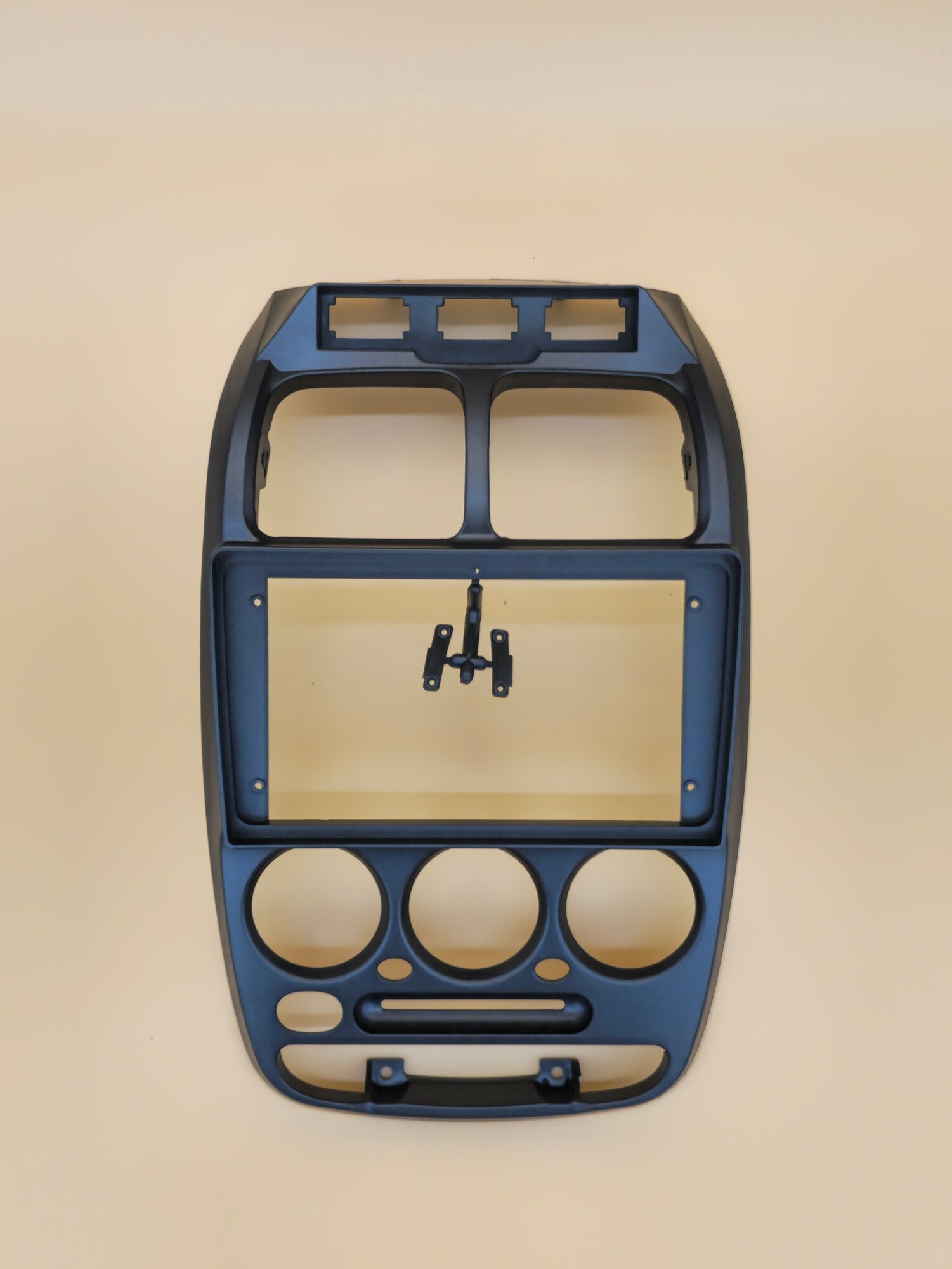 Переходная рамка Hyundai Accent 1999-2012 Verna 1999-2005 ТАГАЗ (рамка под три кнопки) для автомагнитол 9" дюймов