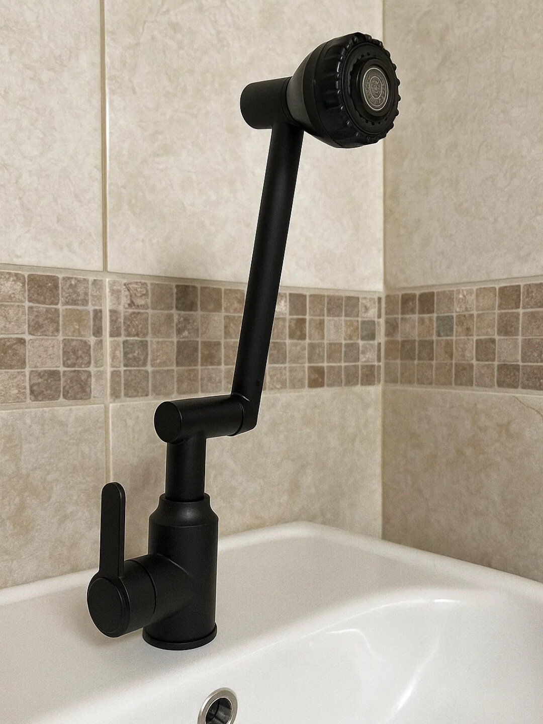 Современный и практичный смеситель для биде с удобным управлением и стильным дизайном