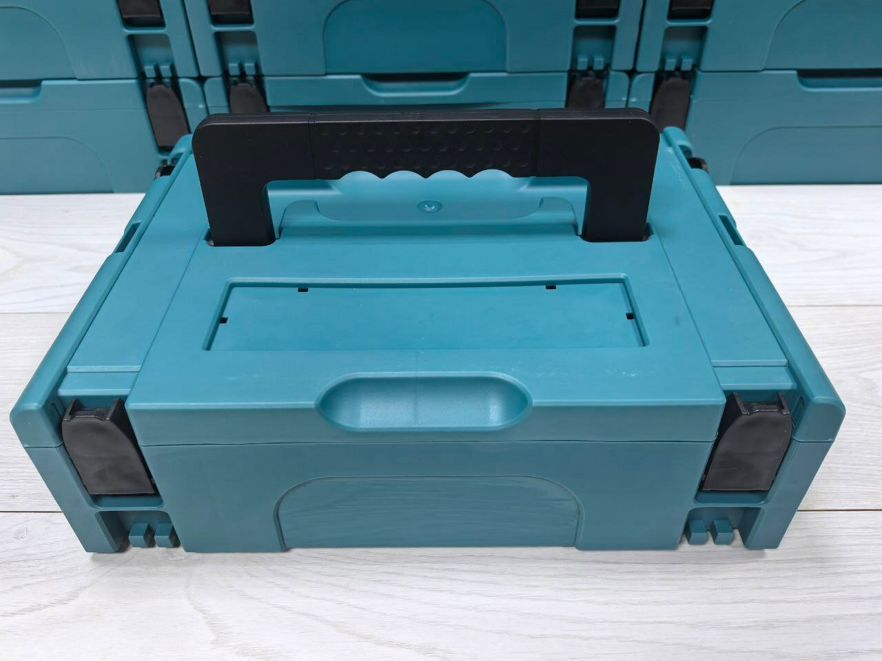 Кейс универсальный пластиковый 295х395х105 мм