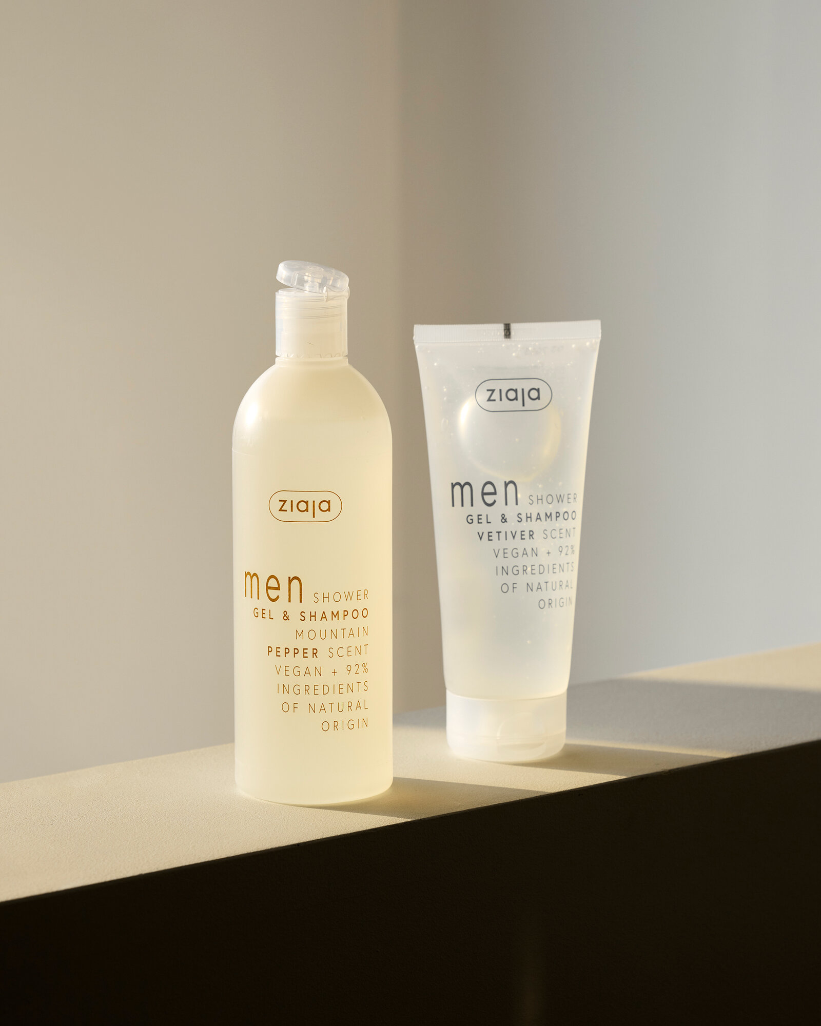 Гель для душа и шампунь Ziaja "Красный кедр", мужской, 92% натуральных ингредиентов, 400мл — фото 1