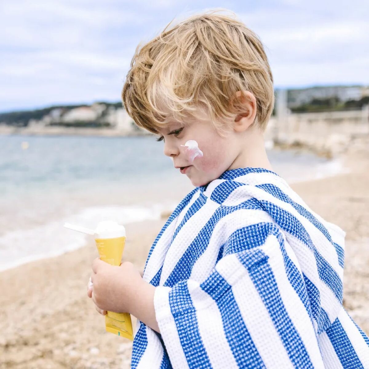 Изображение УРЬЯЖ БАРЬЕСАН SPF50+ Увлажняющее молочко для детей, 100 мл | URIAGE Bariesun Moisturizing Kid Lotion SPF50+