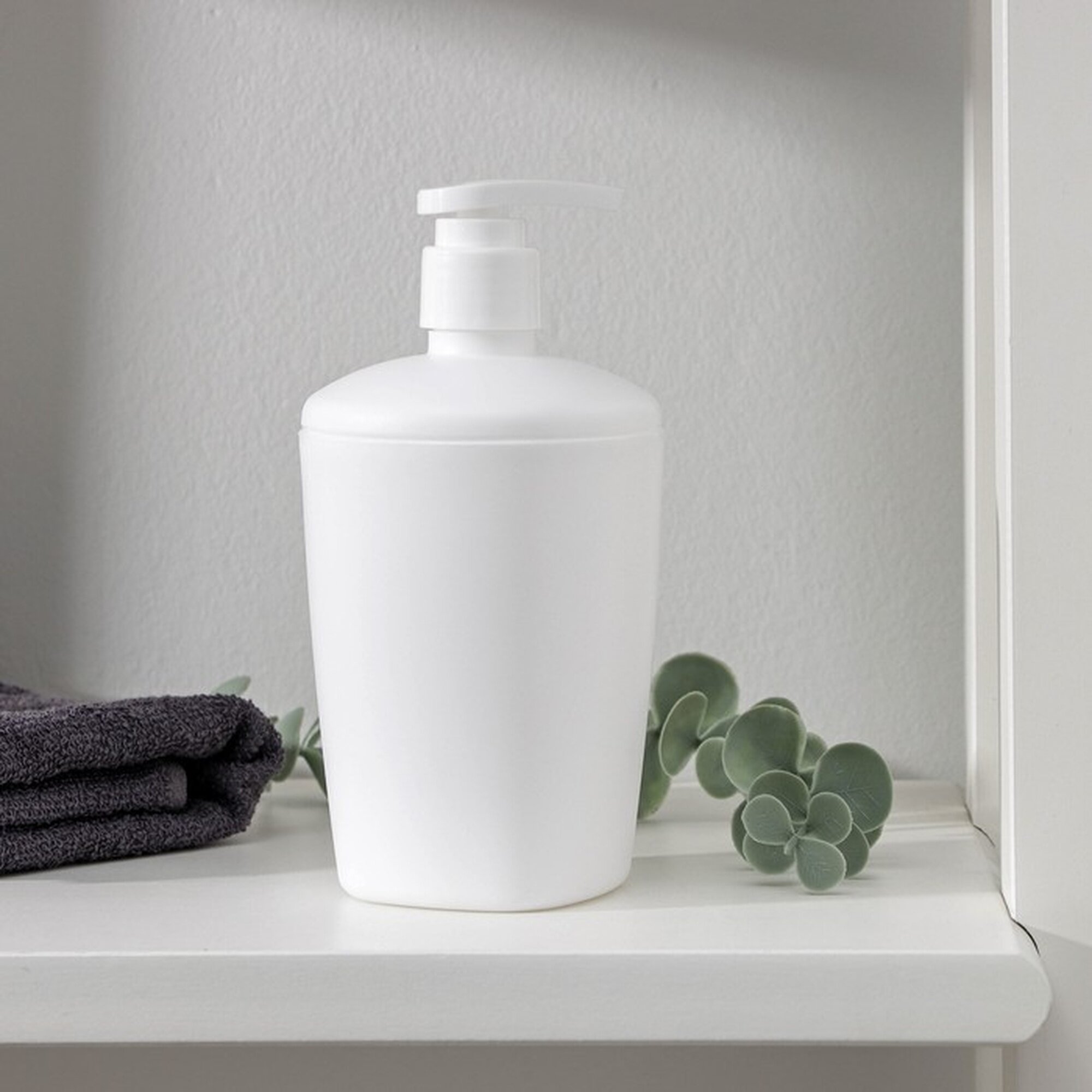 BEROSSI Дозатор для жидкого мыла Aqua 300 мл цвет: снежно-белый