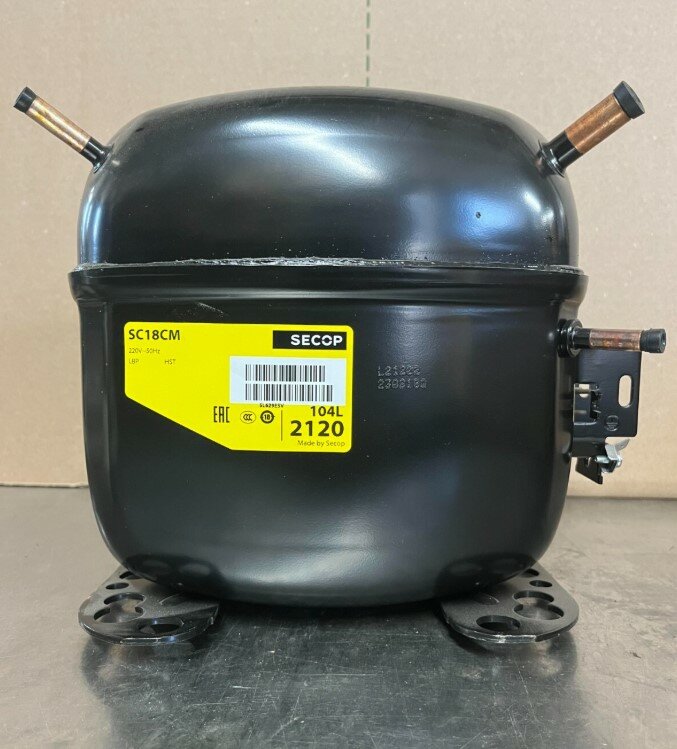Компрессор Secop SC18CM (R22, низкотемпературный, 637 Вт при То=-23.3 град. Тк=54.4 град.)