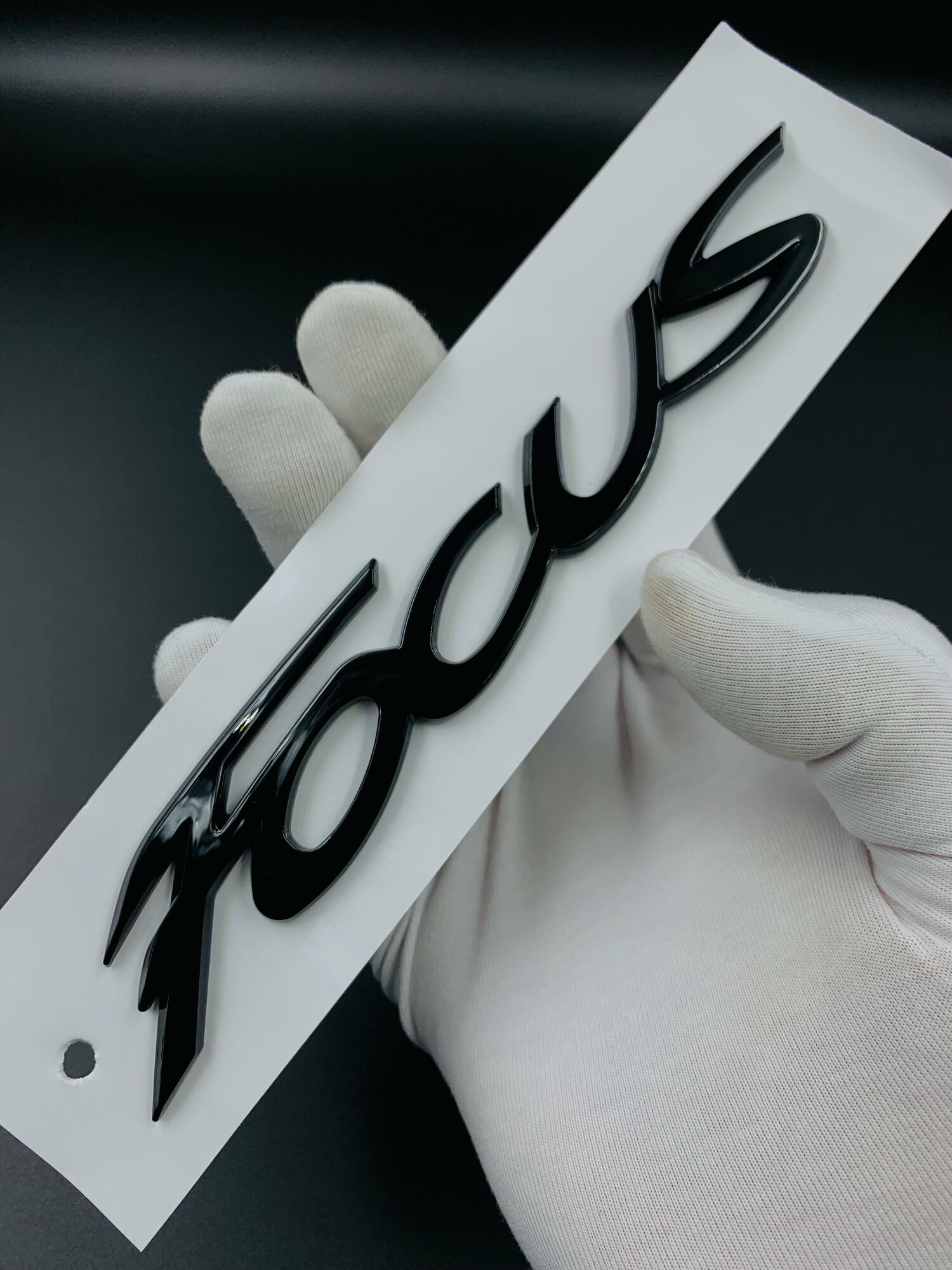 Надпись на багажник Форд Фокус 165мм. Эмблема для Ford Focus черный