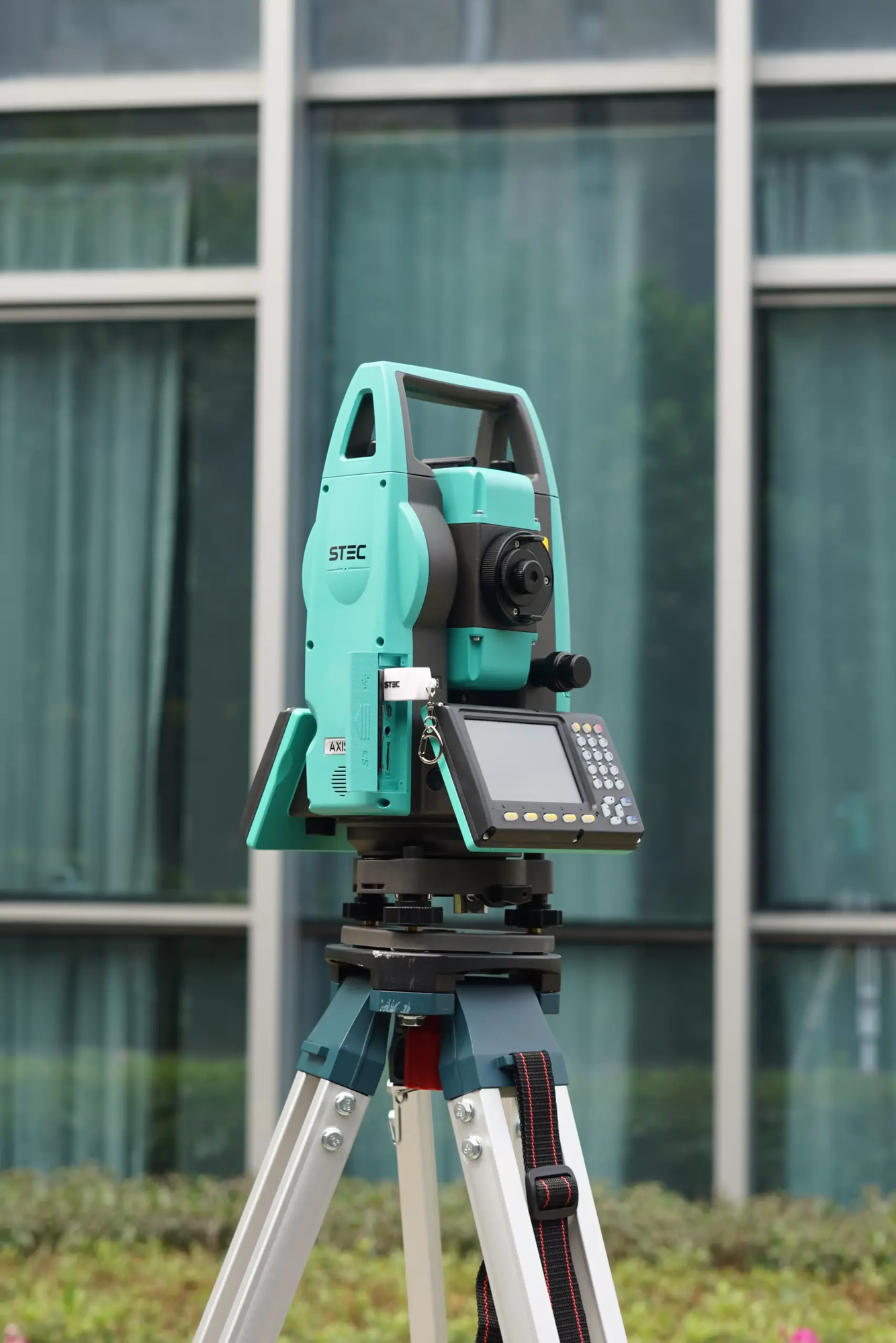 Тахеометр электронный STEC AXIS 4, 5000 м, точность измерения углов 2 мм