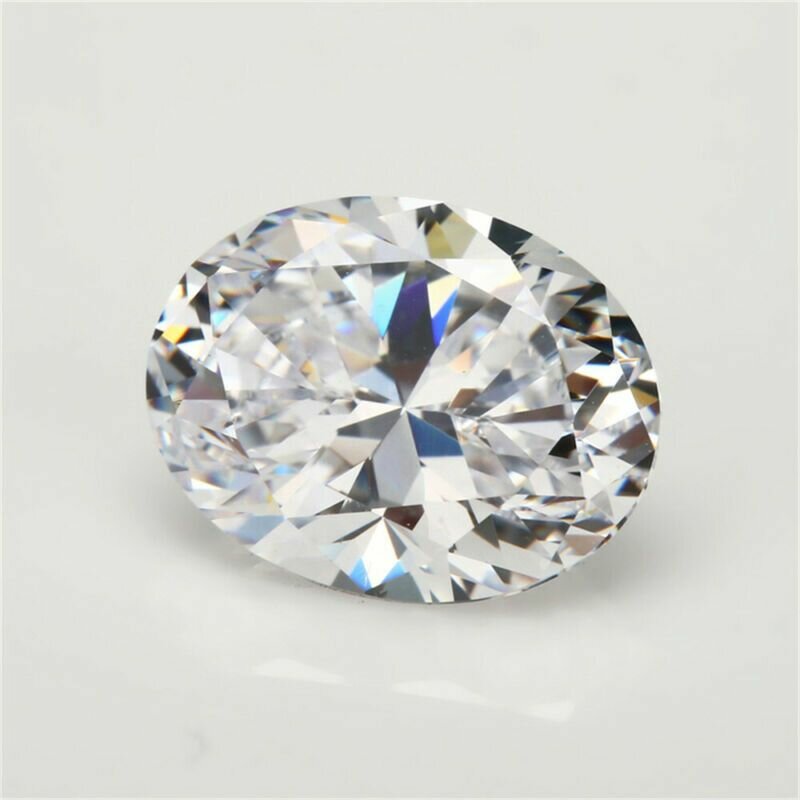 Белый сапфир овальной огранки AAAA+ Россыпь драгоценных камней — фото 1