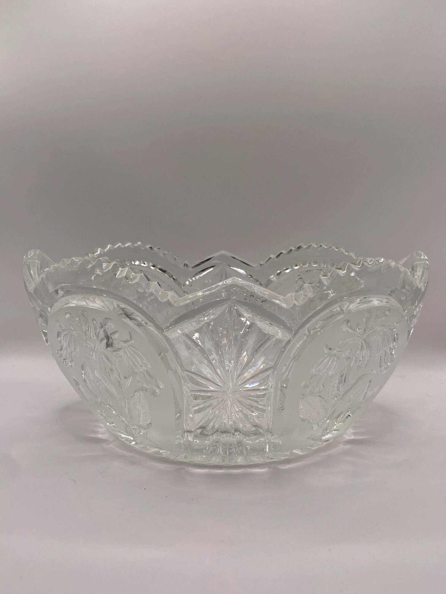 Фруктовница "Колокольчики" Хрусталь. Лодочка. СССР. Длина: 23 см. Ширина: 17 см. Высота: 11 см.