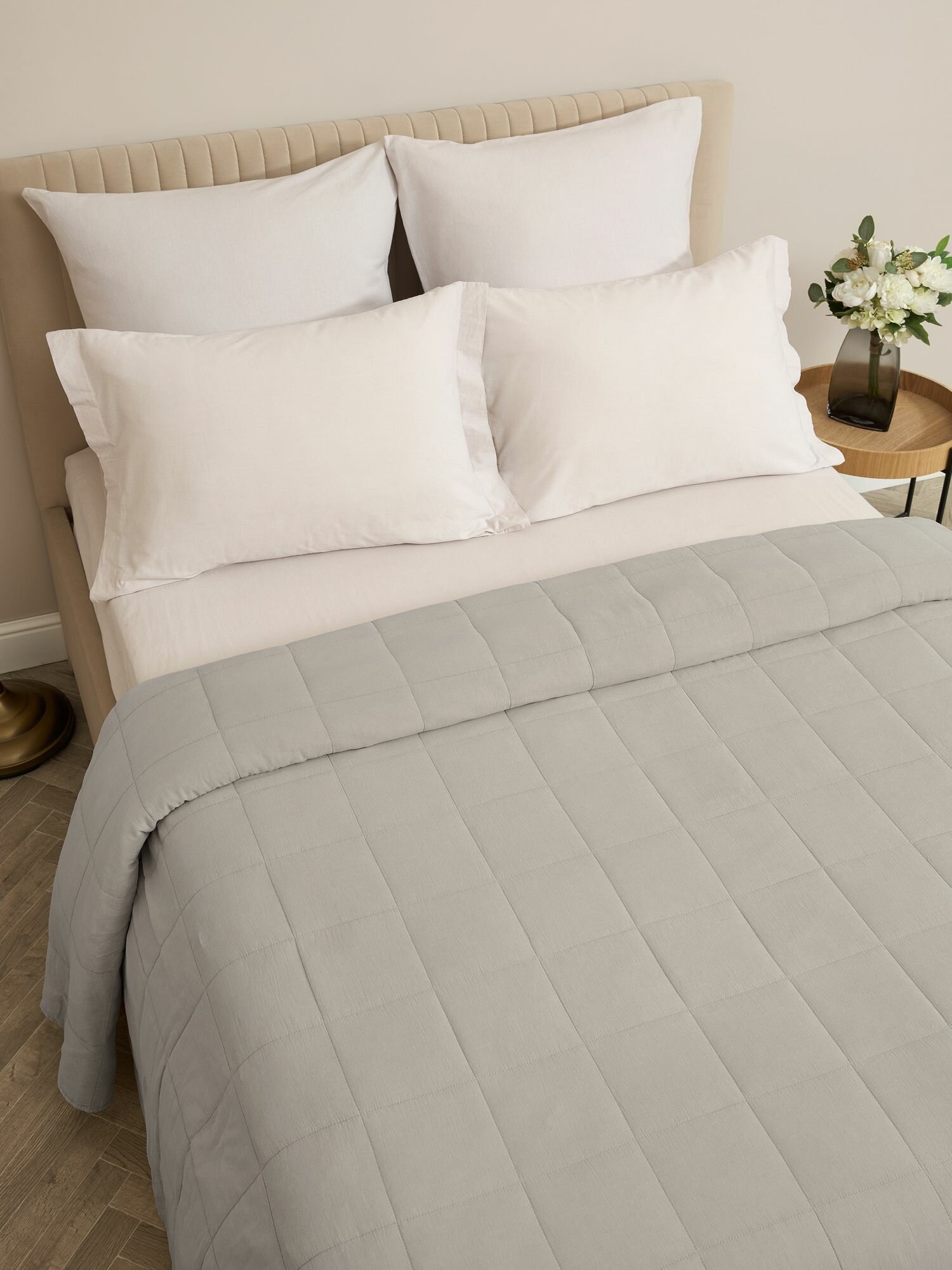 Покрывало стеганое "Альда/Alda"240х260, Каменный отжим/Stonewashed, серый