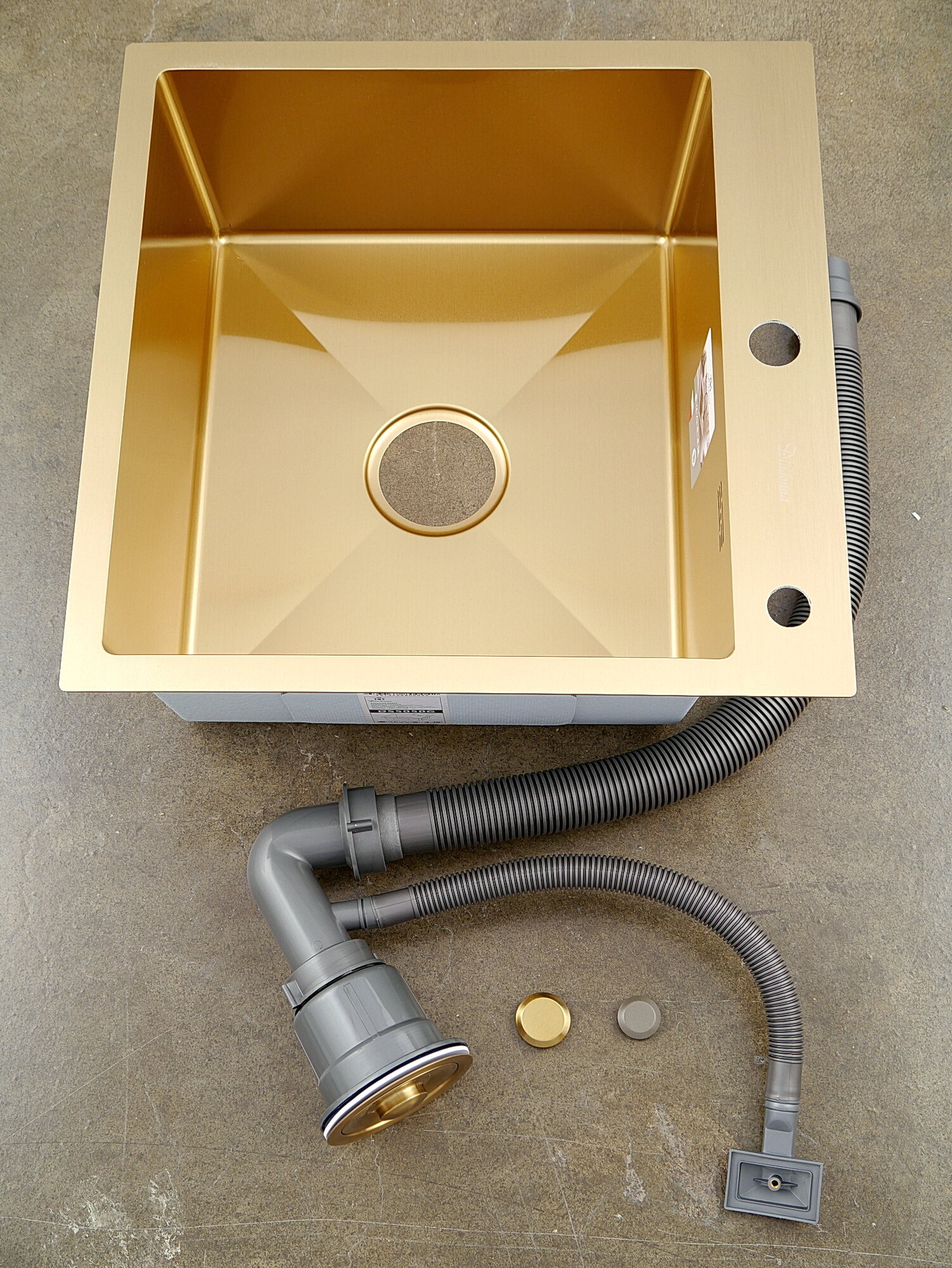 Кухонная мойка Diadonna, квадратная, нержавеющая сталь, матовое золото, накладная, 50x50 см — фото 1